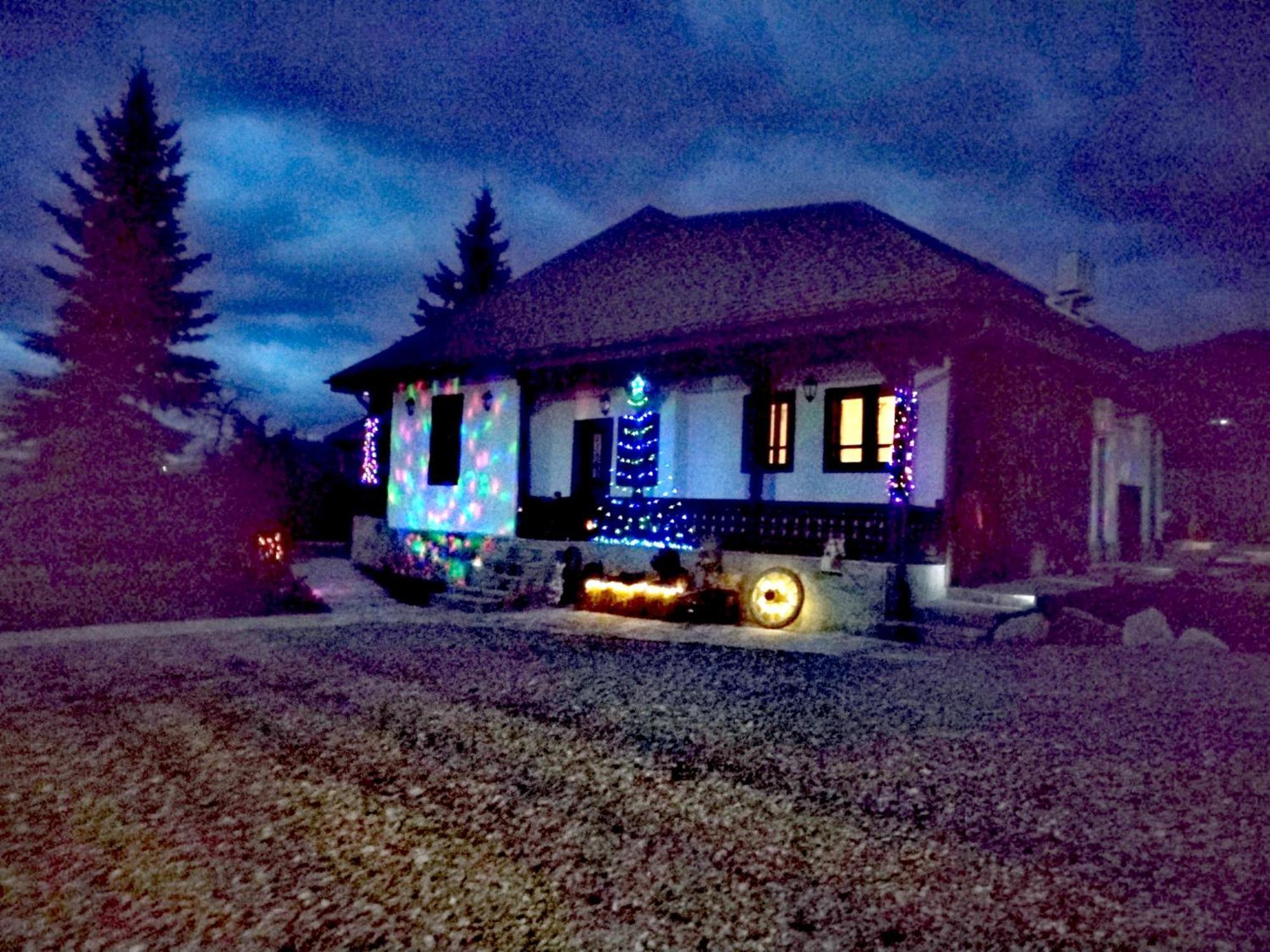 Magnetic House Villa Tirgu Ocna Exterior photo